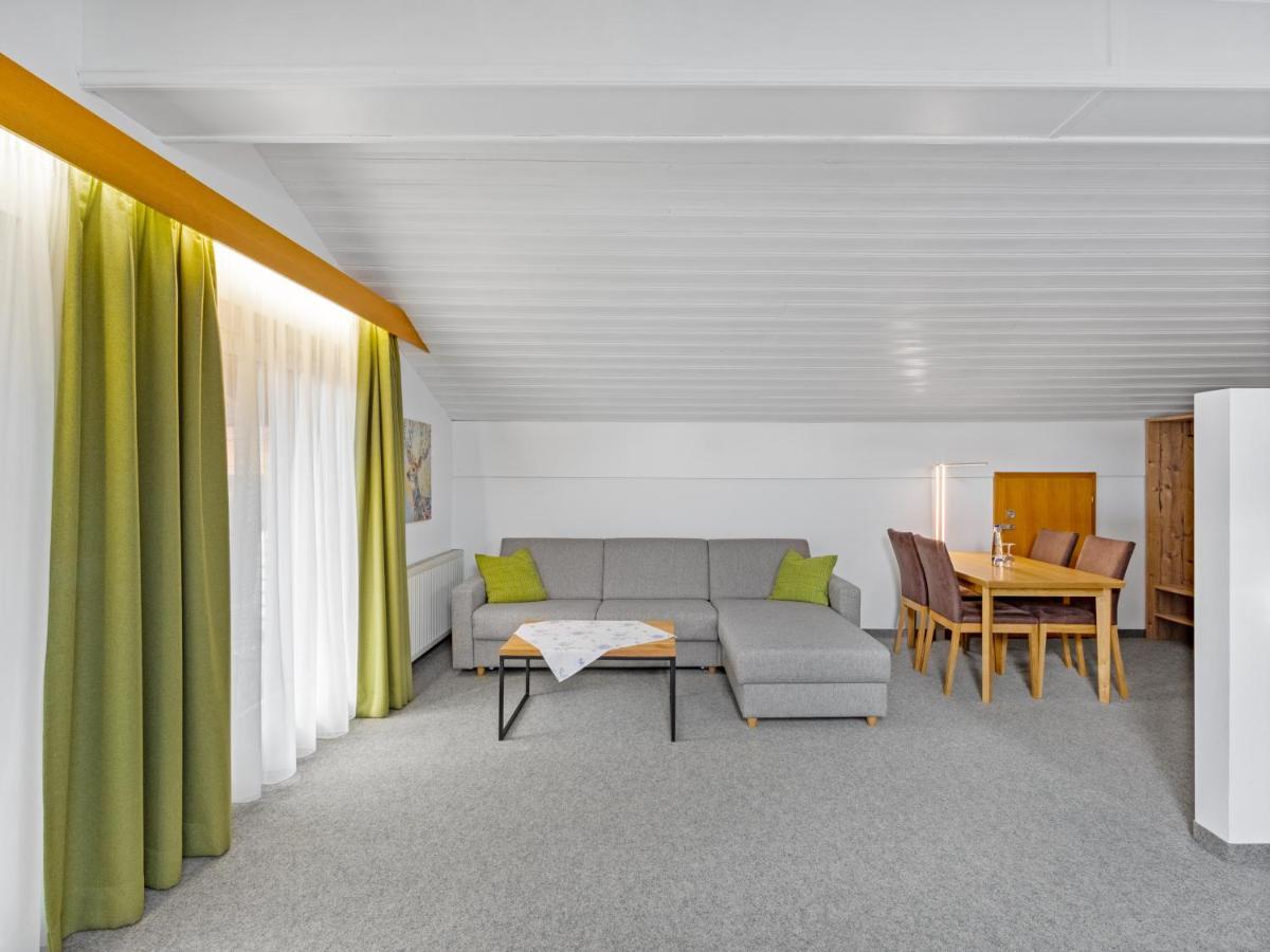 Landhotel Gabriele Unterwoessen Exterior photo